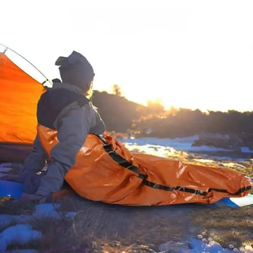 Sac de Couchage de Survie en Mylar Imperméable – 210x90 cm, Isolation Thermique 0°C à -10°C